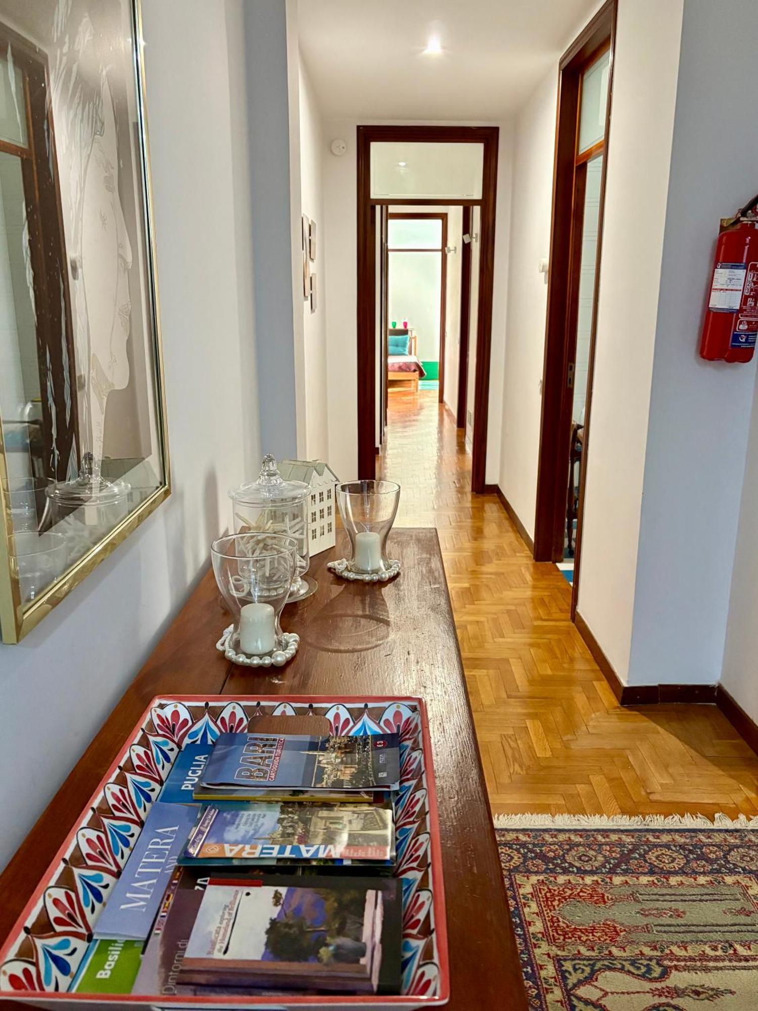 May Flower Central Apartament باري المظهر الخارجي الصورة
